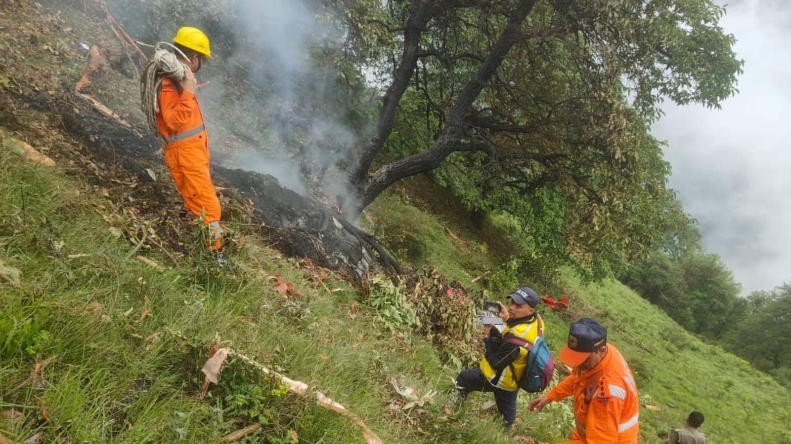 Banner for Tragic Helicopter Crash Near Kedarnath: What You Need to Know